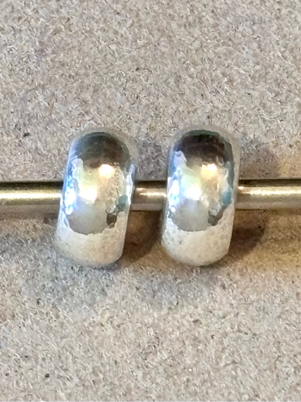 🆕Listing! Two Brighton Shine Stopper beads in Silver Hold other beads in place